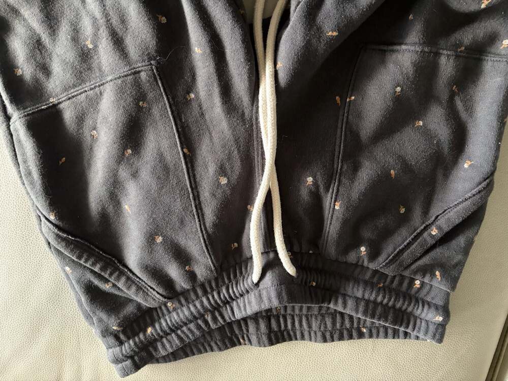 Universal Thread Black Floral Embroidered Sweatpants